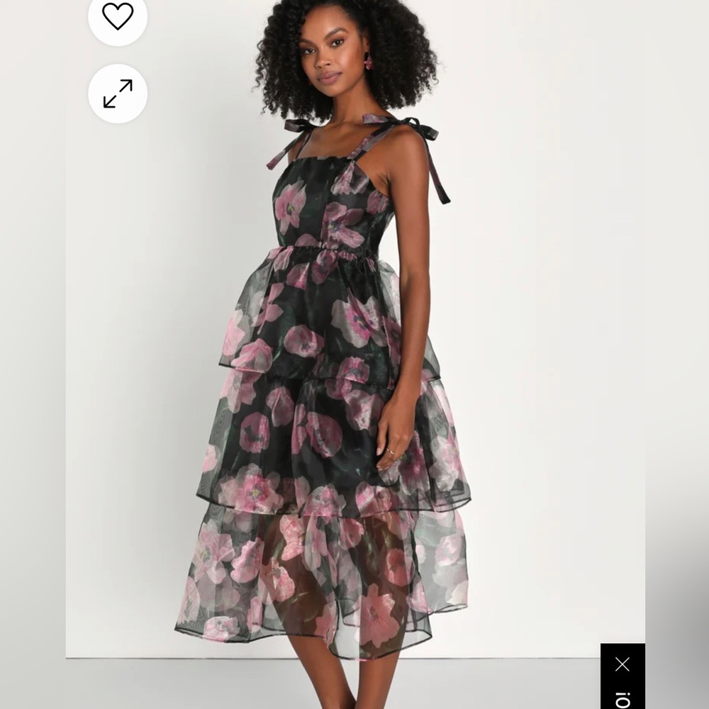 NWT lulu’s Valiant Charmer Black Floral Print Tie-Strap Tiered Midi Dress